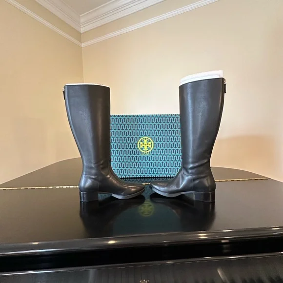 NWT RARE luxury classic minimalist equestrian authentic Tory Burch Sidney Boots - Picture 11 of 17